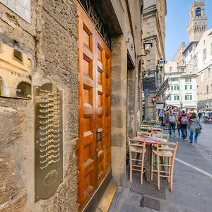 Dante States Apartamento